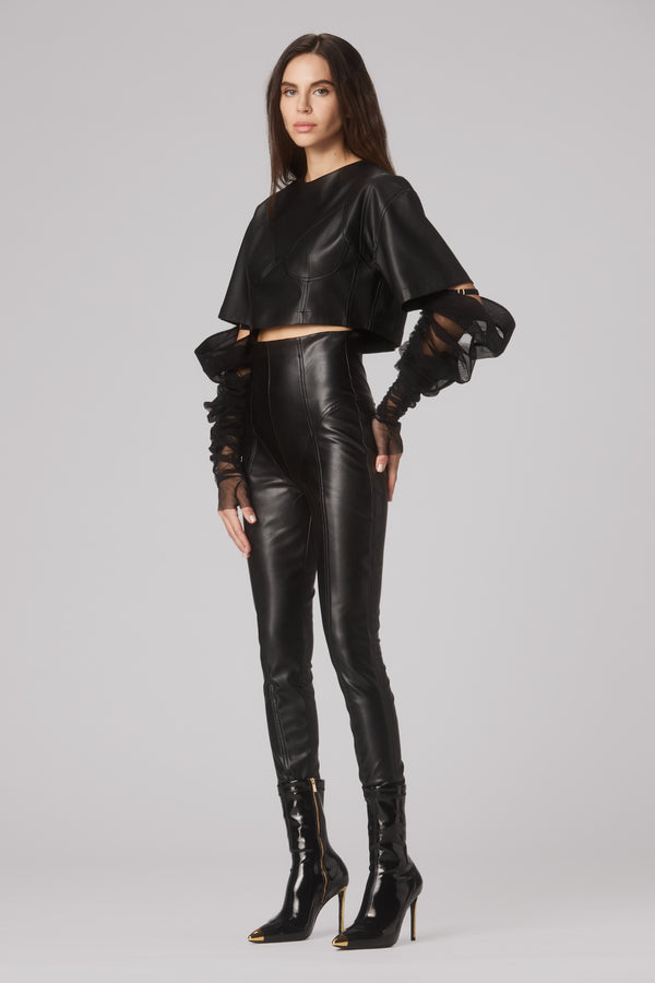 Shape Cropped Top Black