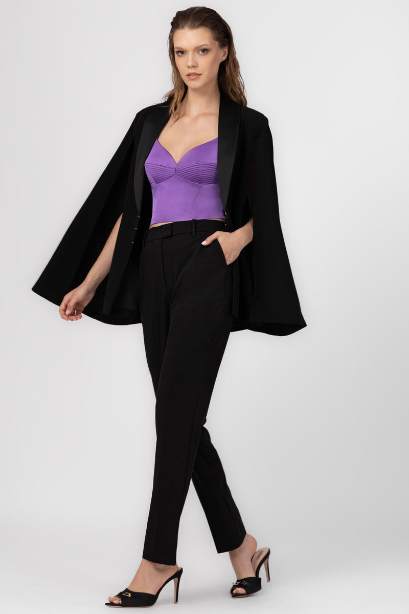 Ward Cape Black