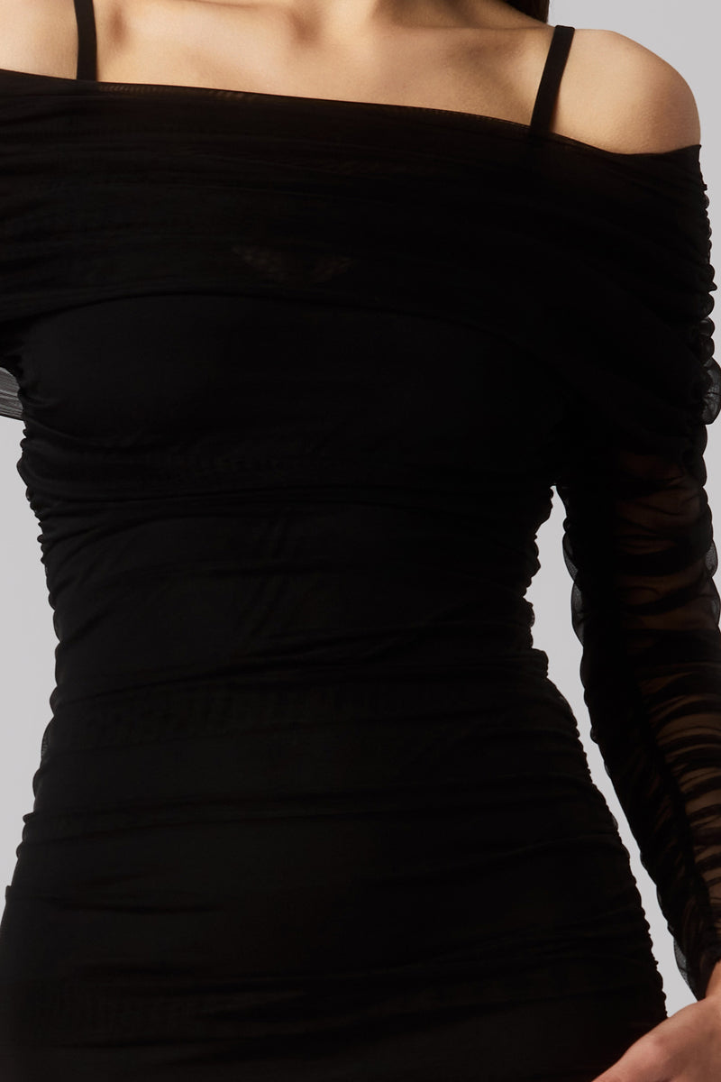 Unveil Dress Black